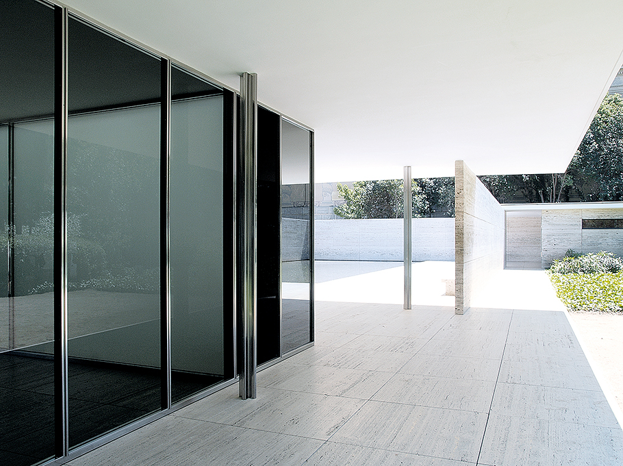 Mies van der Rohe Pavillon, Barcelona